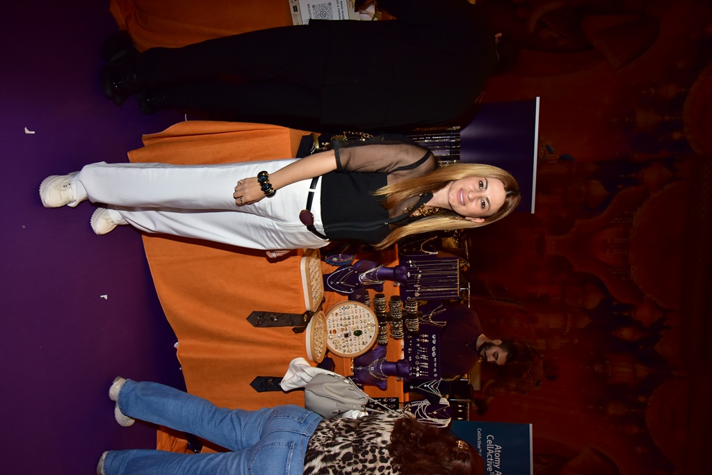 Bollywood I��lt�s�  Raffles �stanbul�u Sard� 